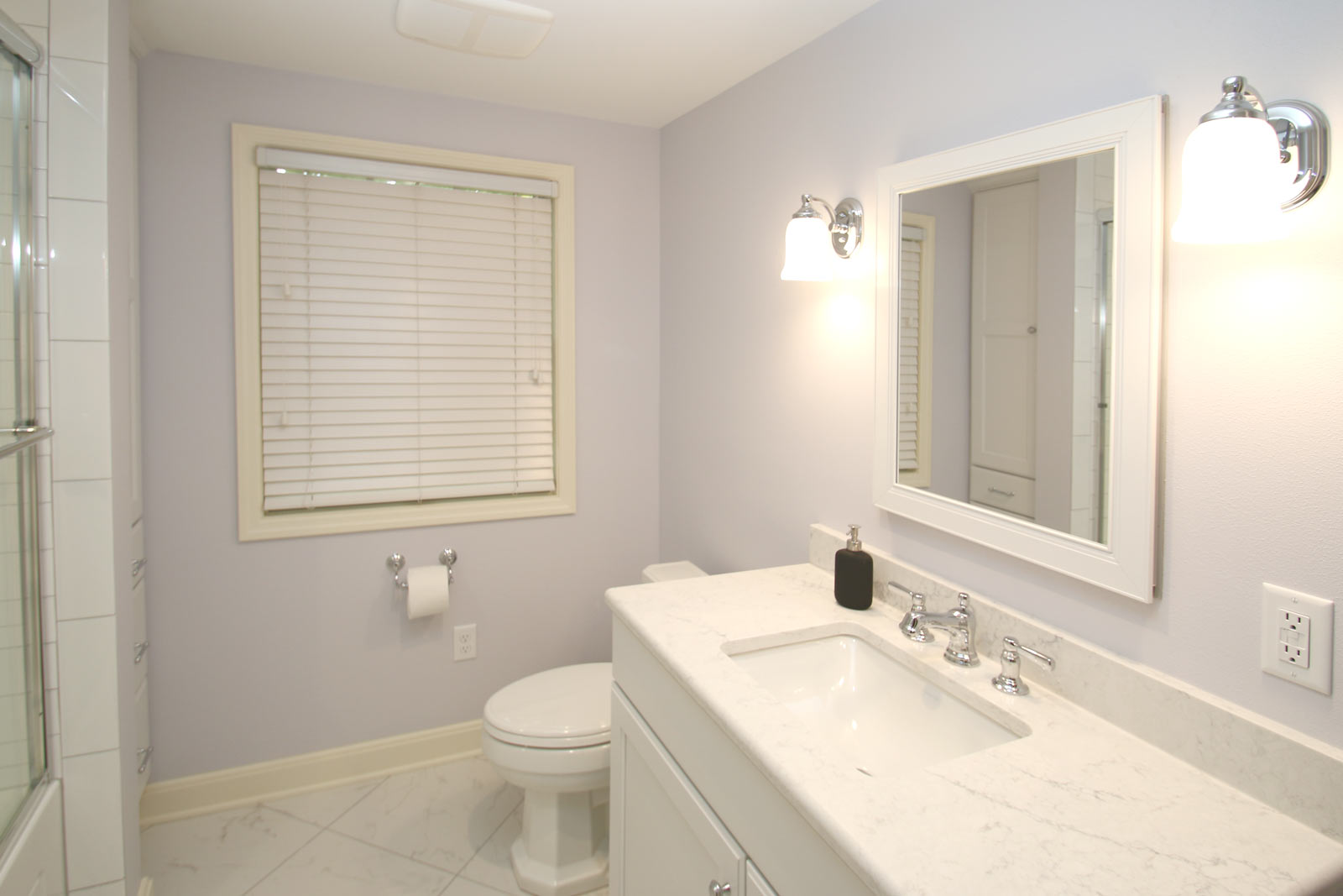 whitefish-bay-primary-bathroom1 whitefish-bay-primary-bathroom1
